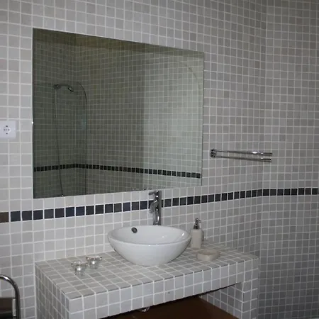 Farm stay Quinta Vale Do Nox Serrazes